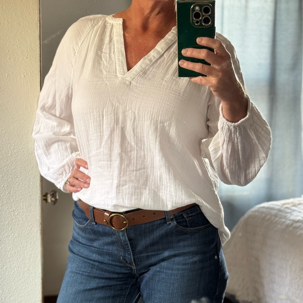 Old Navy White Gause V-Neck Blouse, NTW